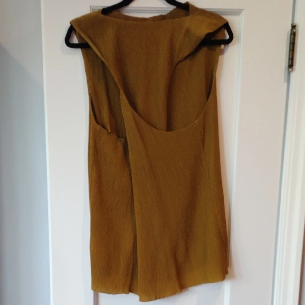 COS Cupro Silk Crinkle Top Brown Copper Twist Back Sleeveless Blouse Size 12 - Picture 5 of 7